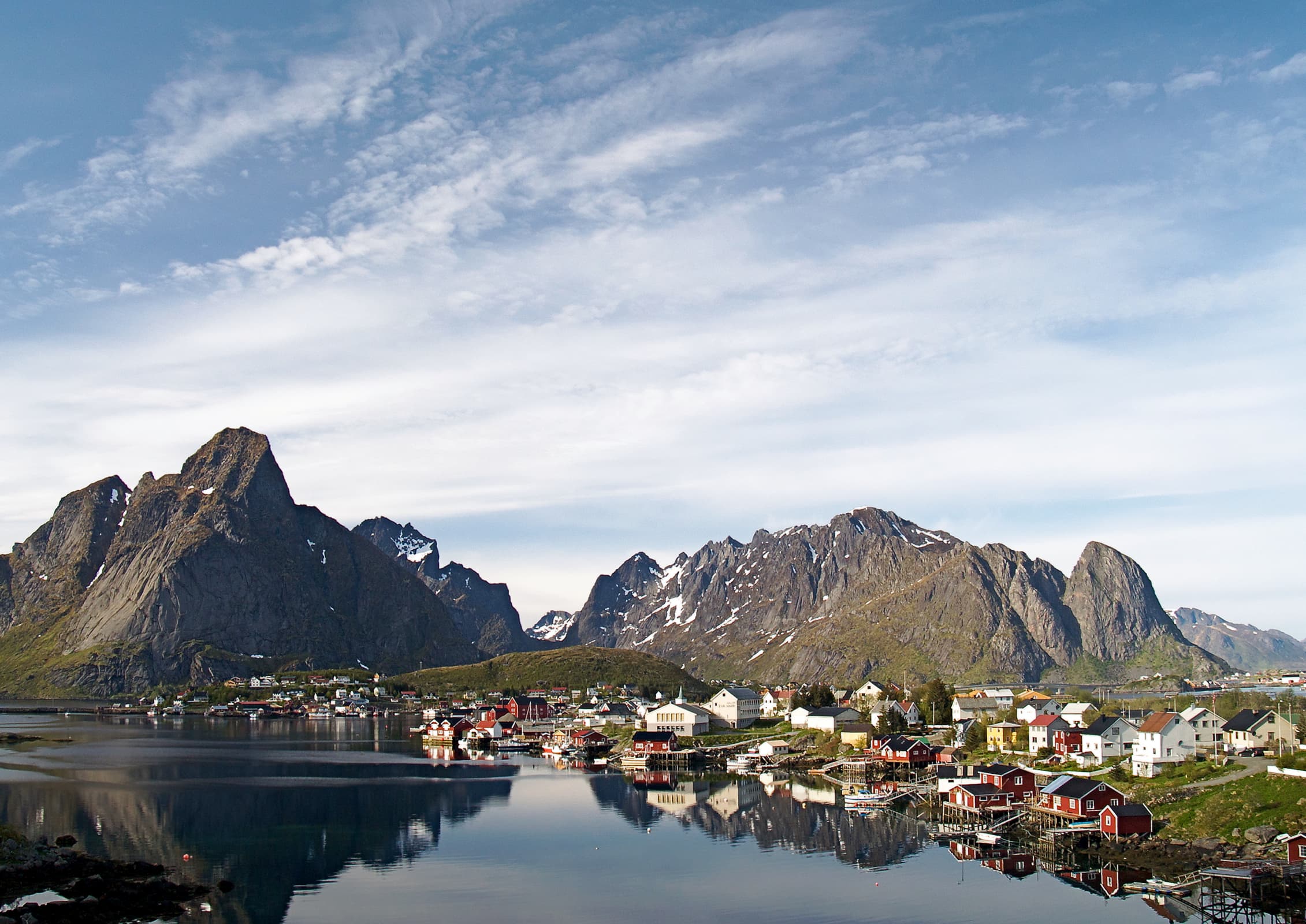 Reine · Jörg Hempel / Wikimedia · CC BY-SA 2.0 DE Lofoten